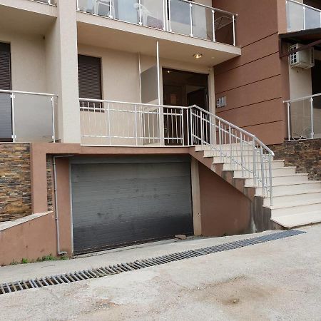 Bozovic Apartment Becici  Bagian luar foto