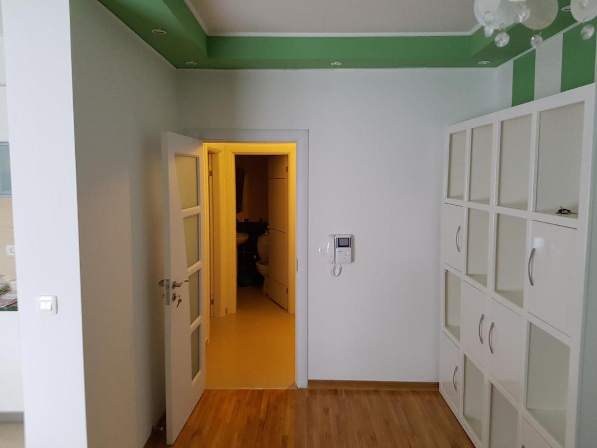Bozovic Apartment Becici  Bagian luar foto