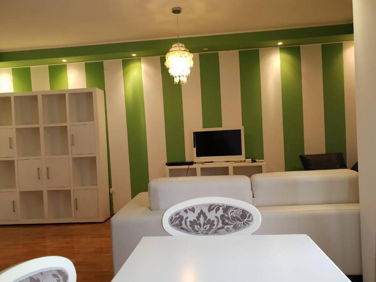 Bozovic Apartment Becici  Bagian luar foto