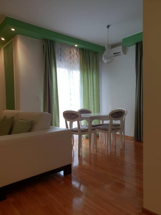 Bozovic Apartment Becici  Bagian luar foto