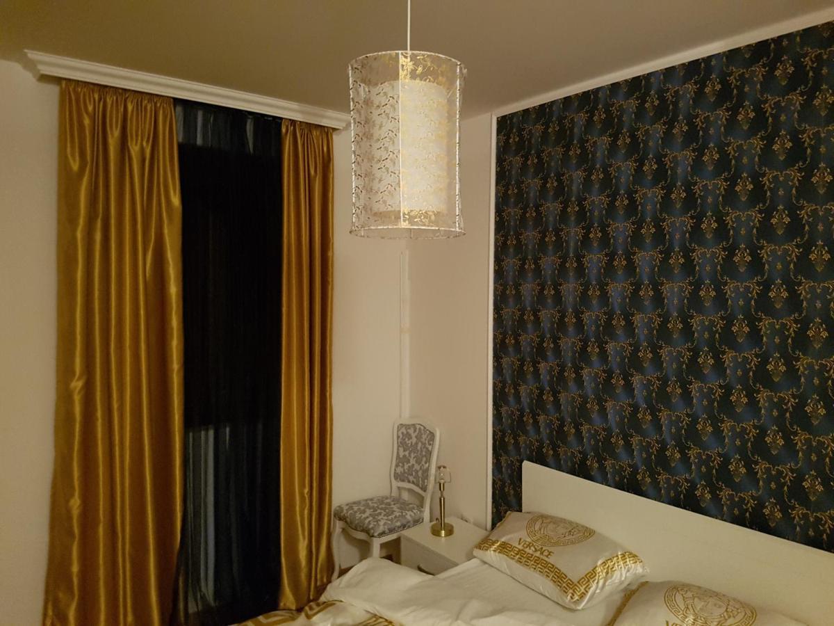 Bozovic Apartment Becici  Bagian luar foto