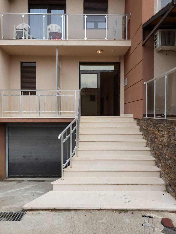 Bozovic Apartment Becici  Bagian luar foto
